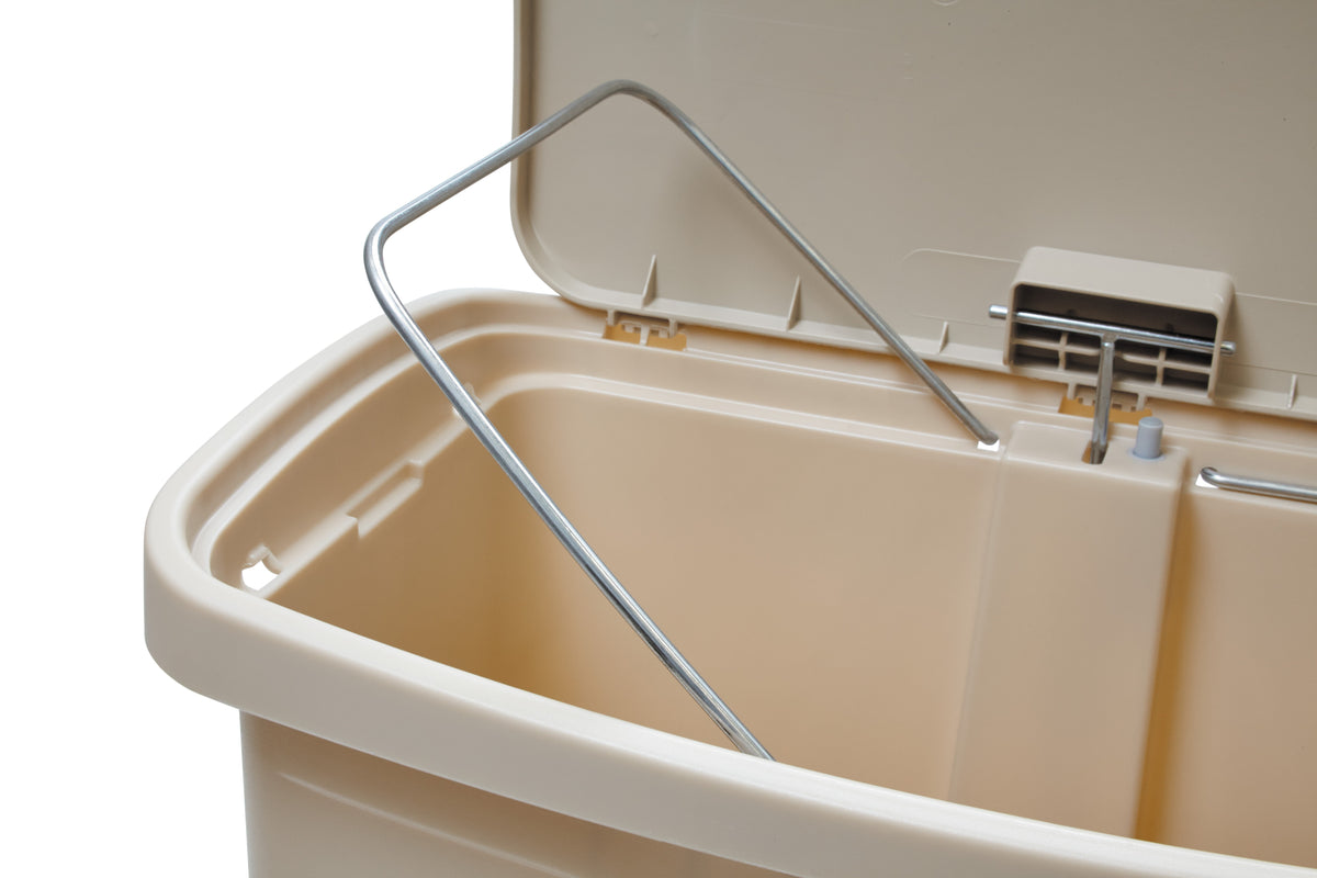 Rubbermaid Streamline Pedal Bins - 4 Sizes