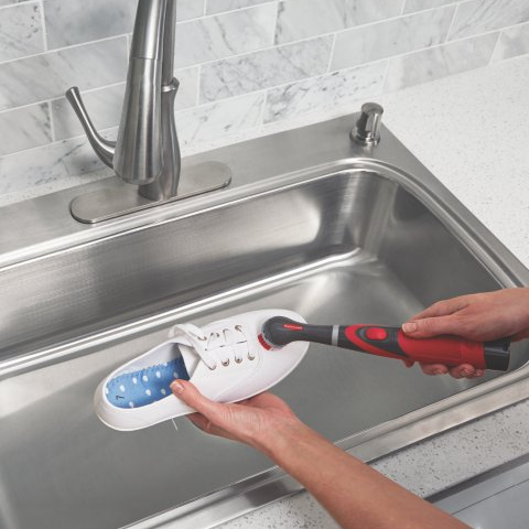 Rubbermaid Reveal Power Scrubber 18-Piece Kit