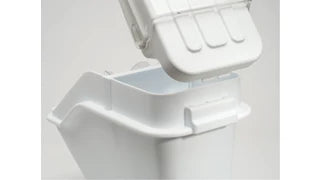 Rubbermaid PROSAVE 100 Cup Ingredient Bin with Scoop