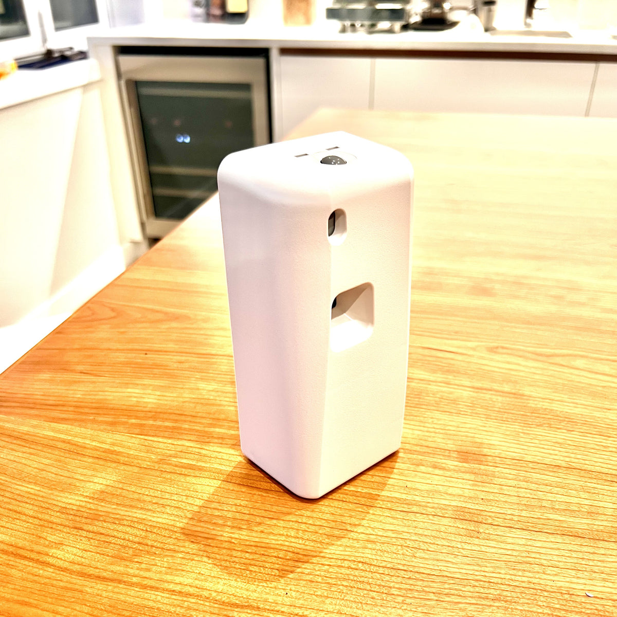 Draco Arifreshener Dispenser - White