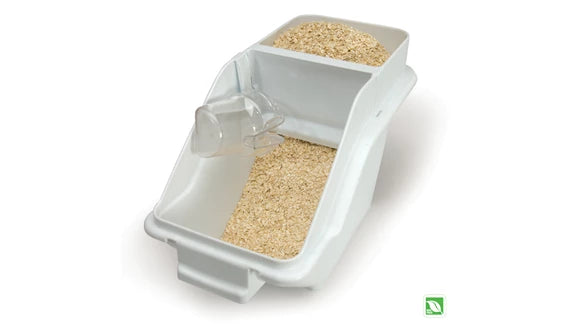 Rubbermaid PROSAVE 100 Cup Ingredient Bin with Scoop