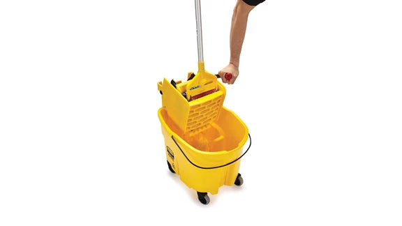 Rubbermaid WAVEBRAKE Bucket and Side Press Wringer, Yellow