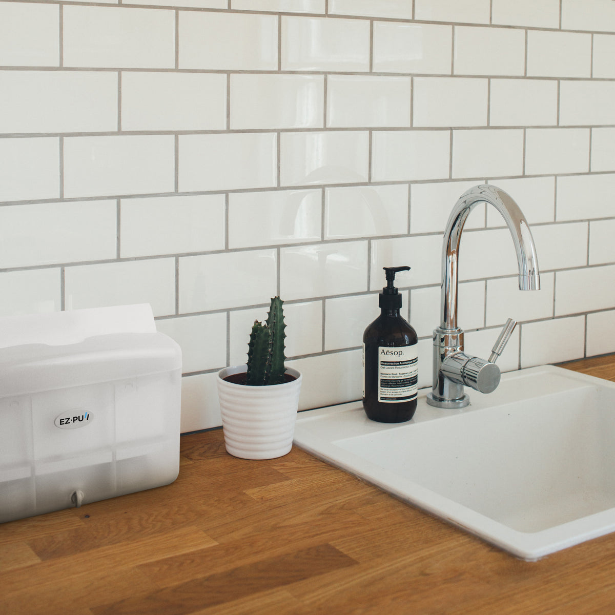 Table Top Hand Towel Dispenser Large - White or Black