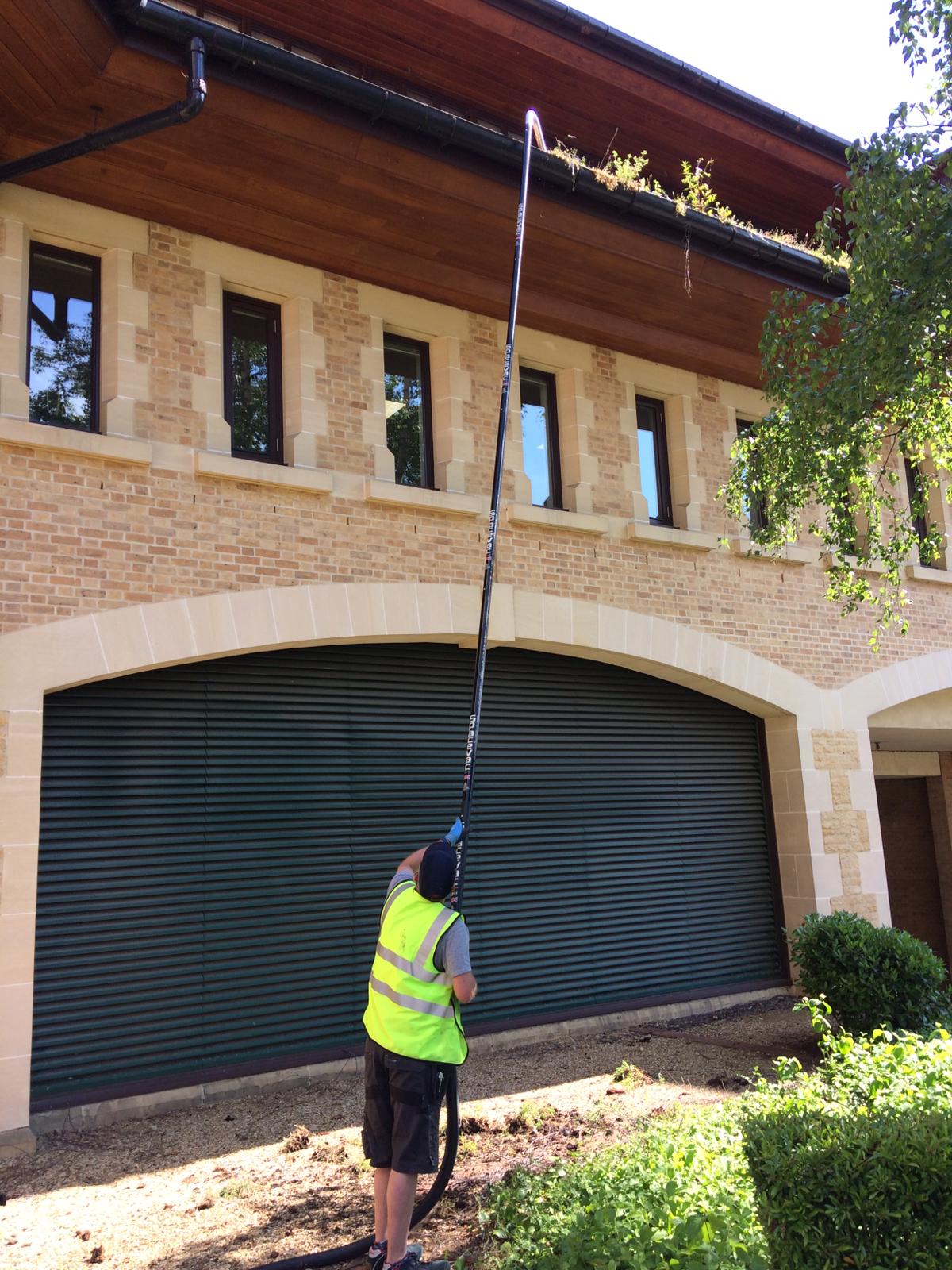 SPACEVAC Exterior & Gutter Kit