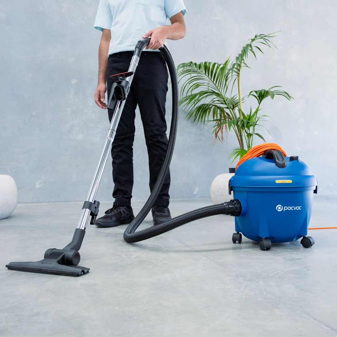 PACVAC Glide 300 Vacuum Cleaner